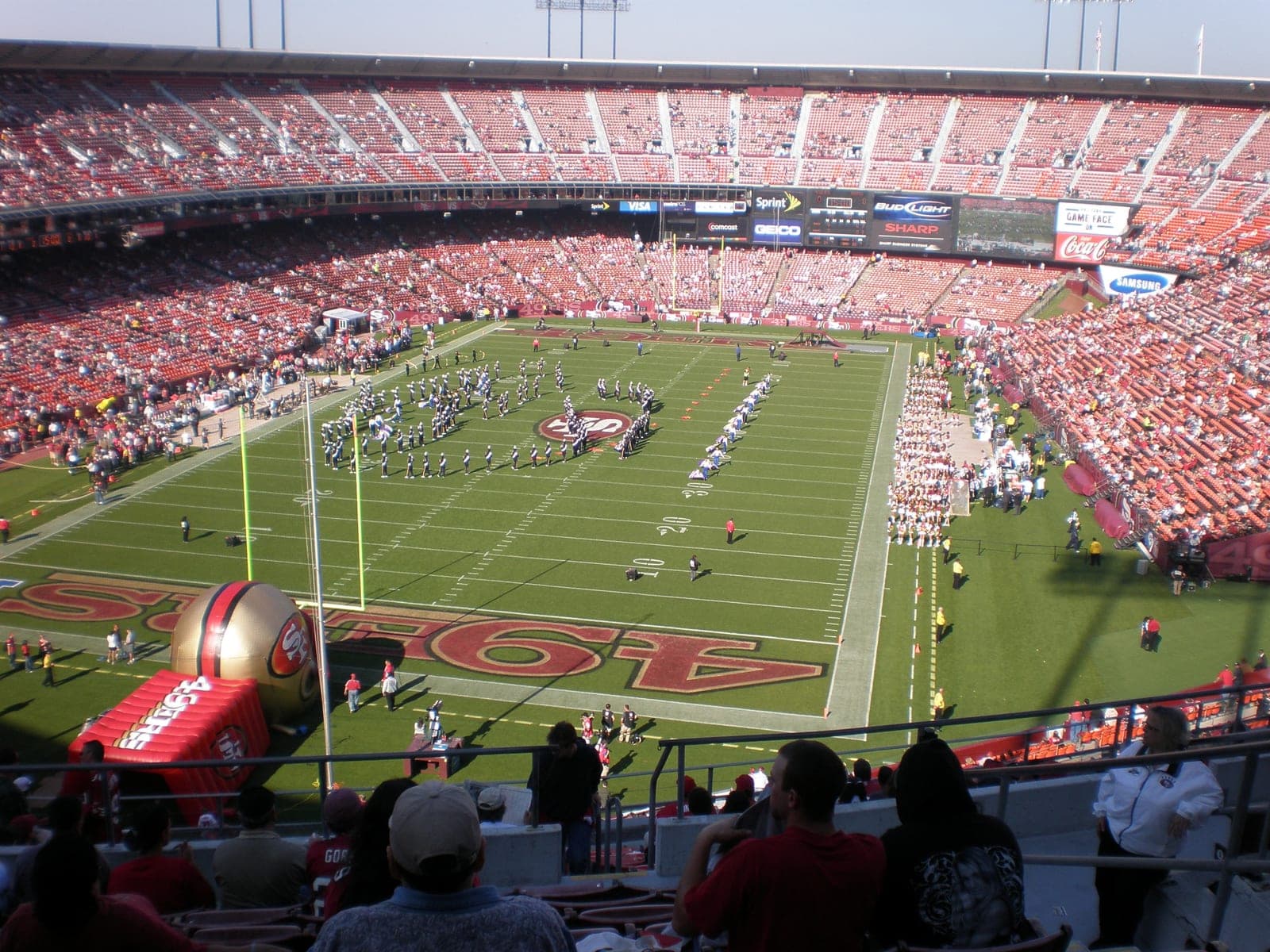 Los 49ers ganan el primer partido de la NFL en Australia